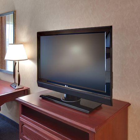 Holiday Inn Express Jamestown By Ihg Extérieur photo
