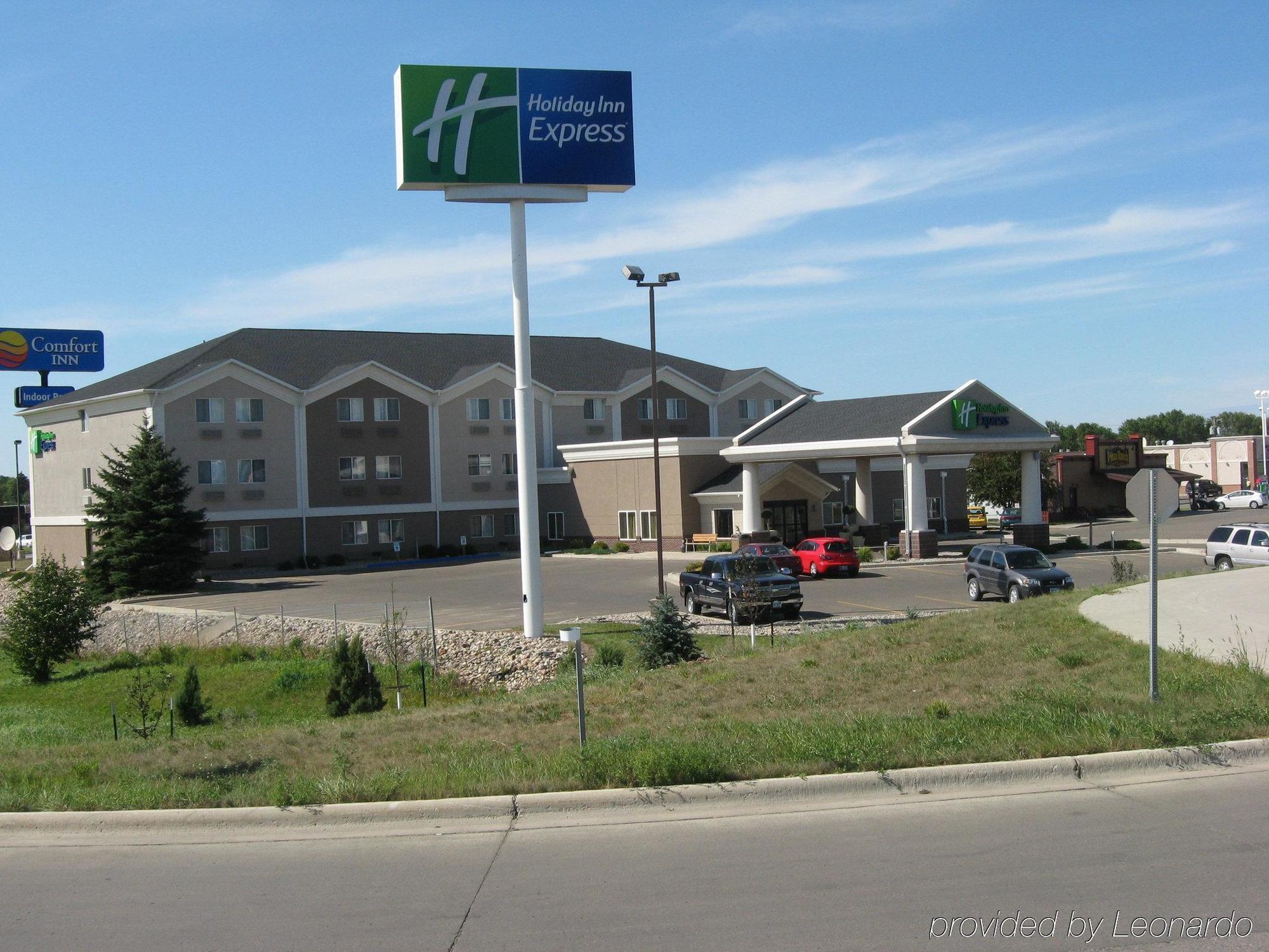 Holiday Inn Express Jamestown By Ihg Extérieur photo